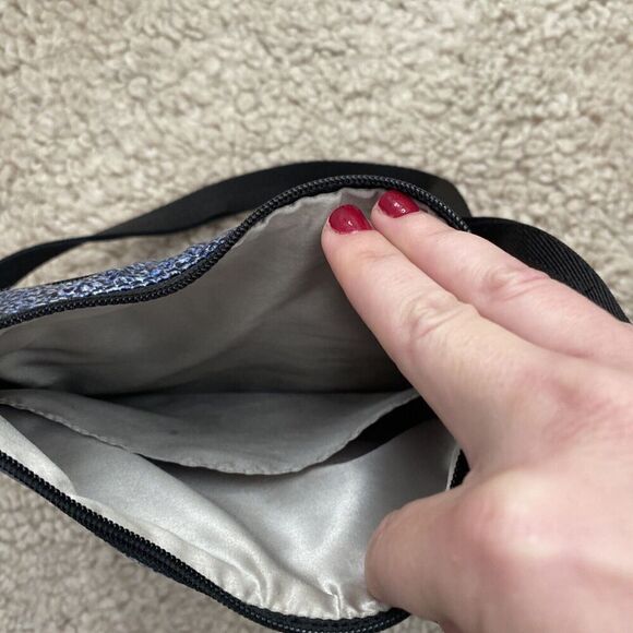 LeSportsac Classic 3-Zip Crossbody Bag Adjustable Strap silver blue purple black - Picture 3 of 7